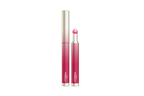 lip oil with big applicator.